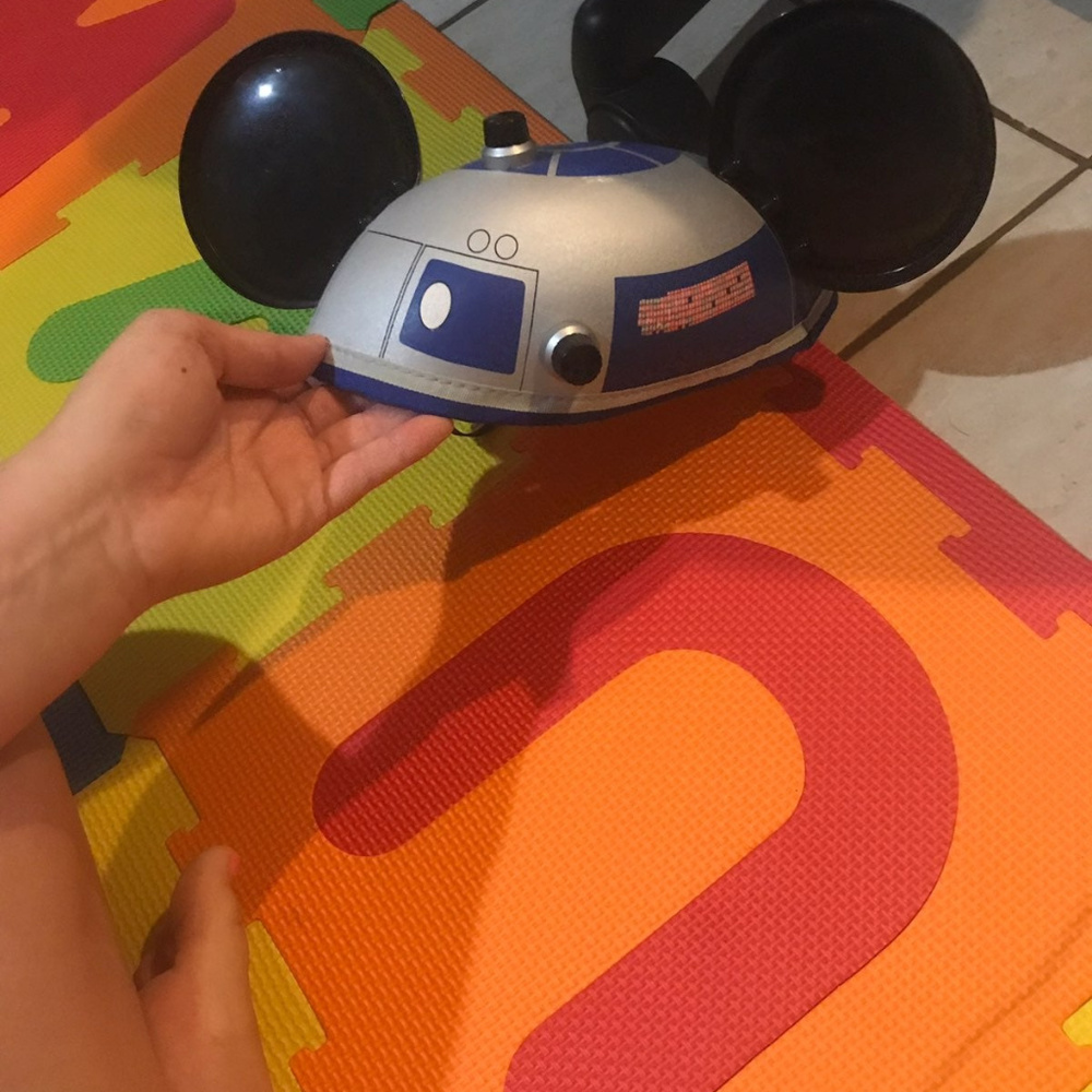 Disney Parks R2-D2 Ears Star Wars - Picture 3 of 5